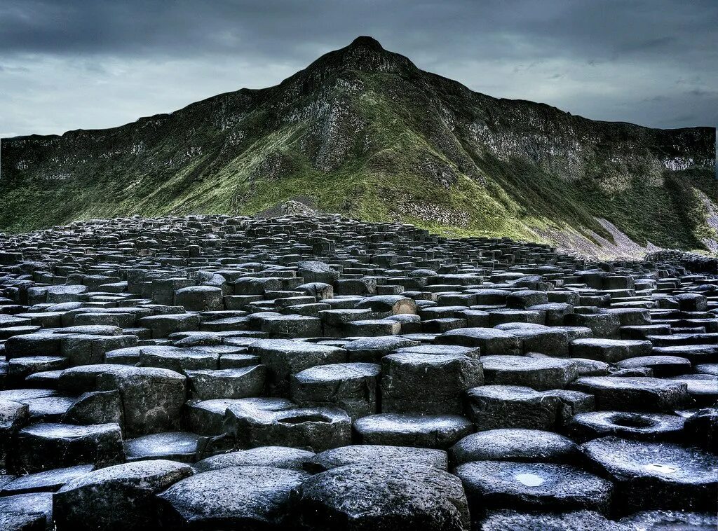 Тропа великанов в ирландии. Мостовая гигантов, северная ирландия. Мостовая гигантов, северная ирландия. Мостовая гигантов, северная ирландия. Тропа великанов северная ирландия.