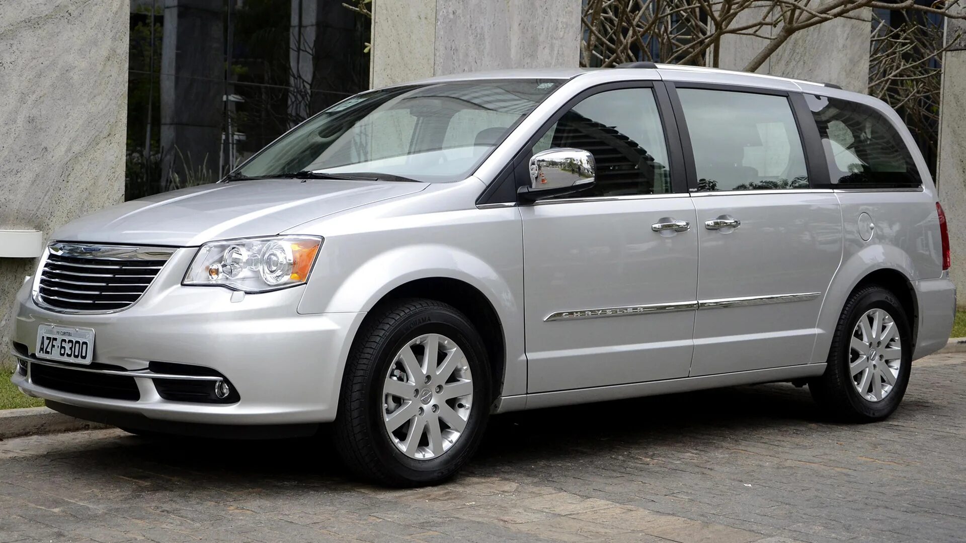 Крайслер Гранд Вояджер 5. Chrysler Town Country 2010. Крайслер Гранд Вояджер 2010. Крайслер Гранд Вояджер 2012.