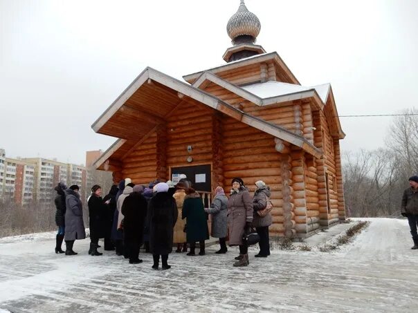 Церковь матроны московской архангельск. Церковь матроны солунской в архангельской области. Часовня матроны московской архангельск. Храм в архангельске на набережной 2022. Деревня ефремковская вельский район.