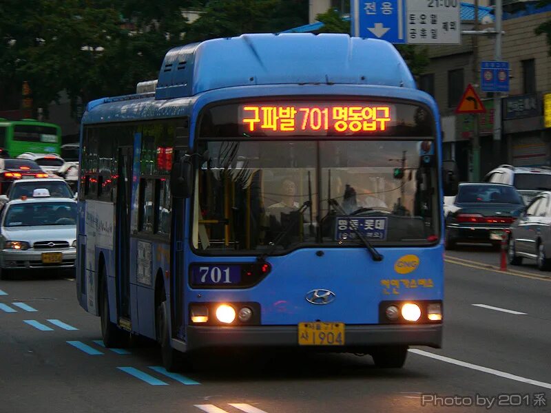 Korean bus
