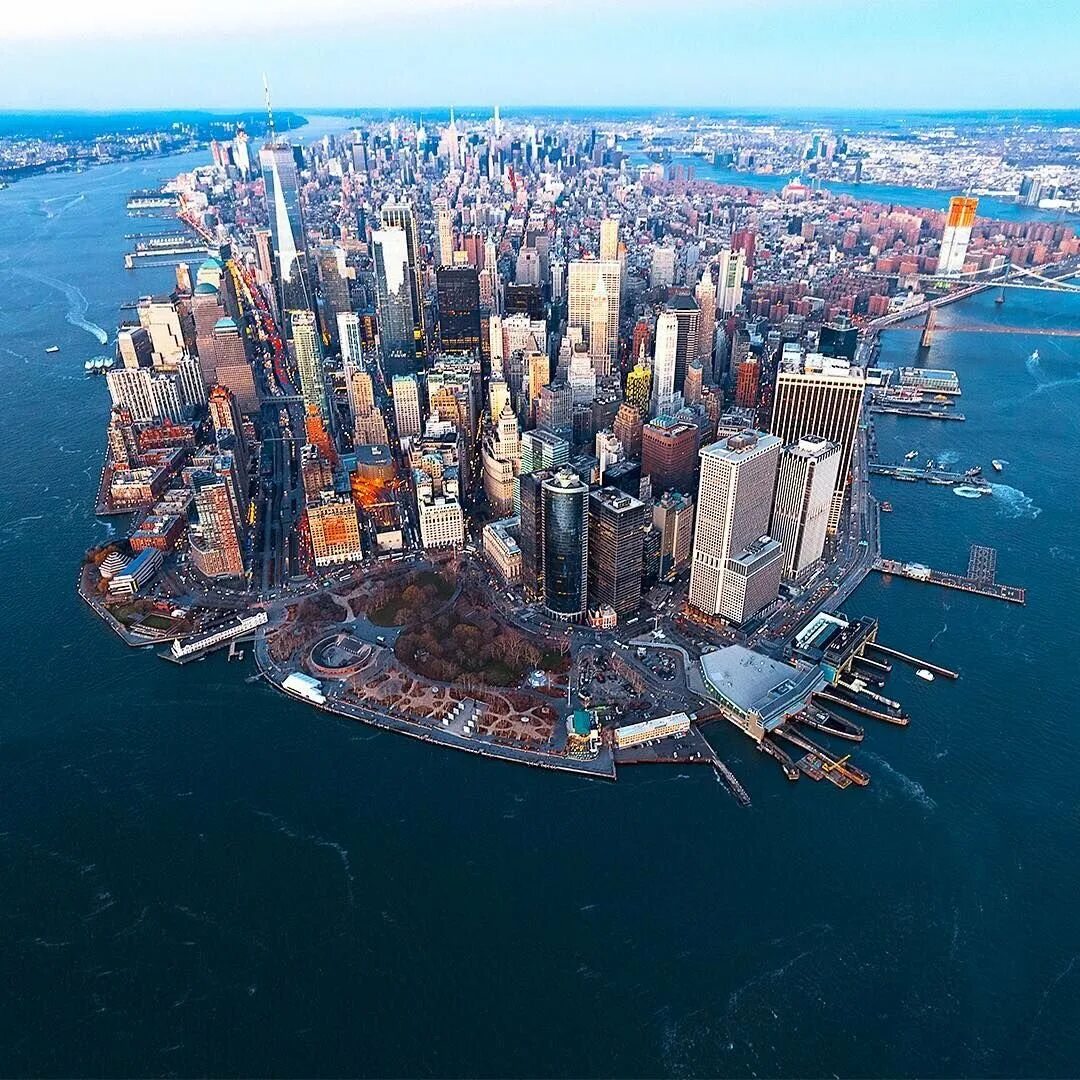 Какой город на огромный. Манхэттен остров в Нью-Йорке. Район Манхэттен в Нью-Йорке. Нижний Манхэттен Нью-Йорк. Манхеттен город Нью Йорк штата.
