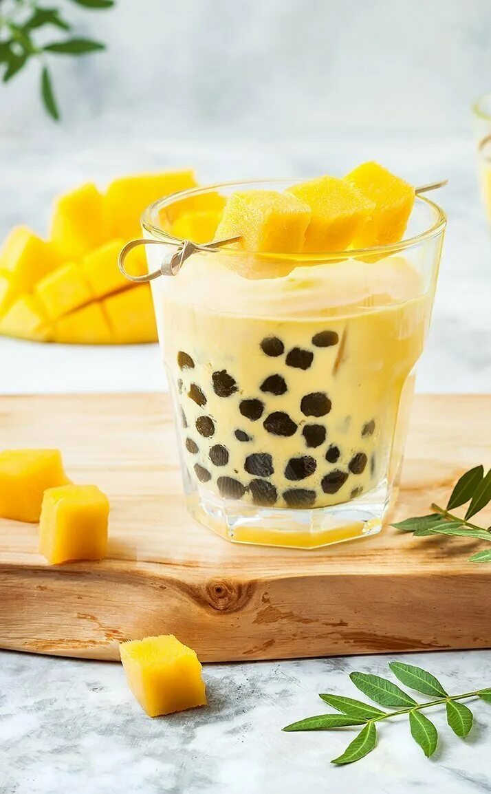Фруктовый bubble tea с манго. Bubble tea манго. Тапиока bubble tea. Шарики тапиоки для bubble tea. Манго бабл.