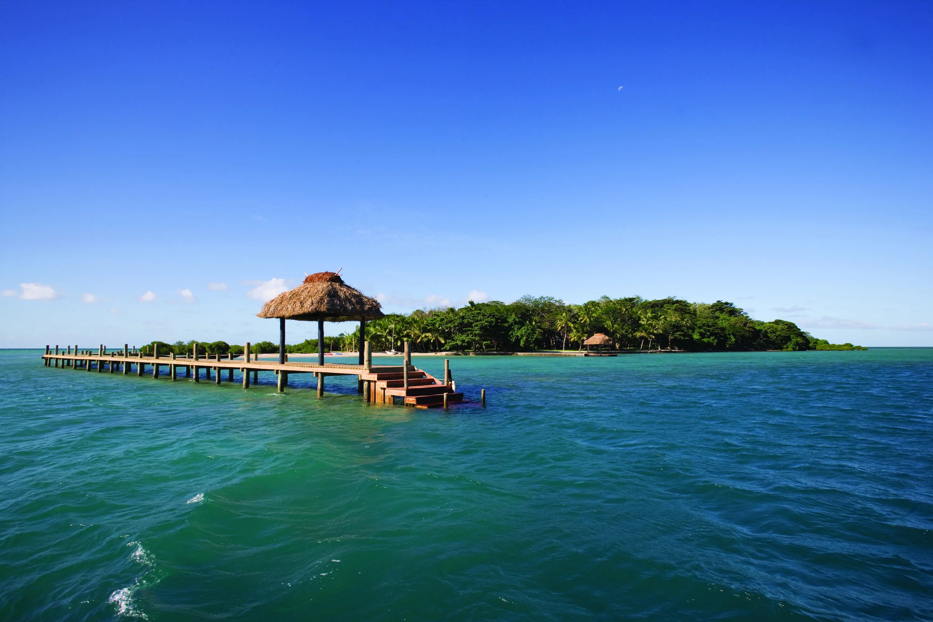 Пристань шеланга. Причал на озере. Пристань на острове. Пирс на озере. Пирс на острове.