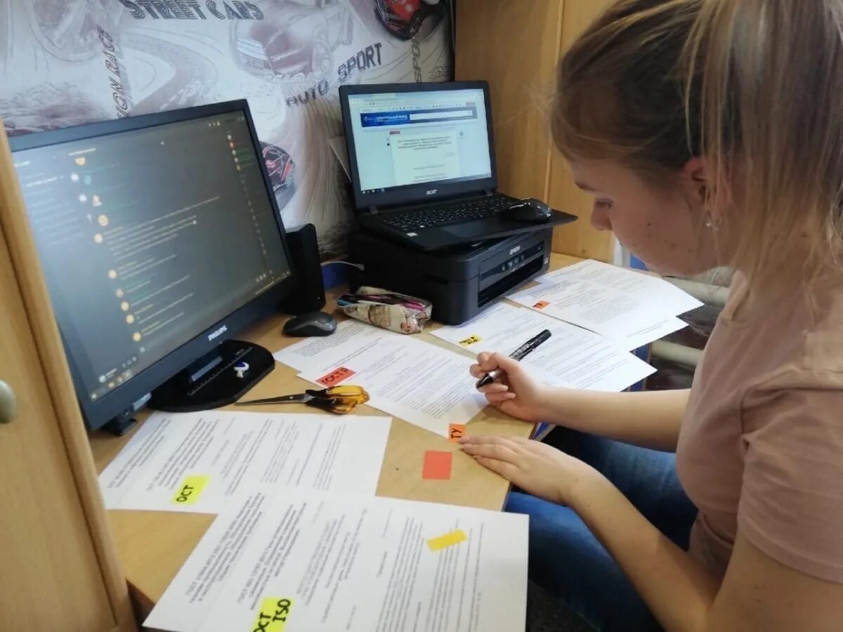 студенты в вузе. подготовка в вузы москвы. учеба в университете. журфак мгу студенты. подготовка в вузы москвы.