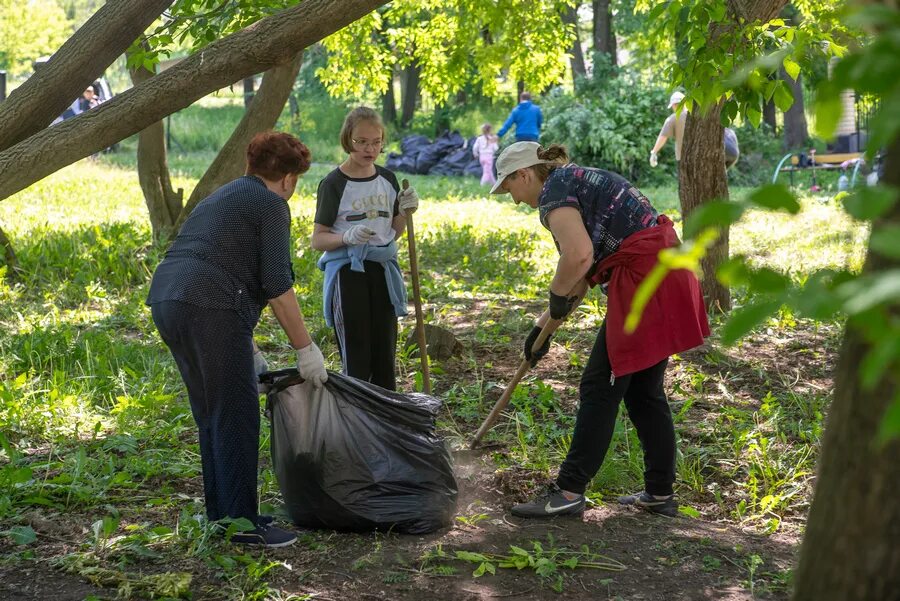 Дети на субботнике. Весенний субботник. Субботник 20. Субботник южно-сахалинск. Субботник 20.