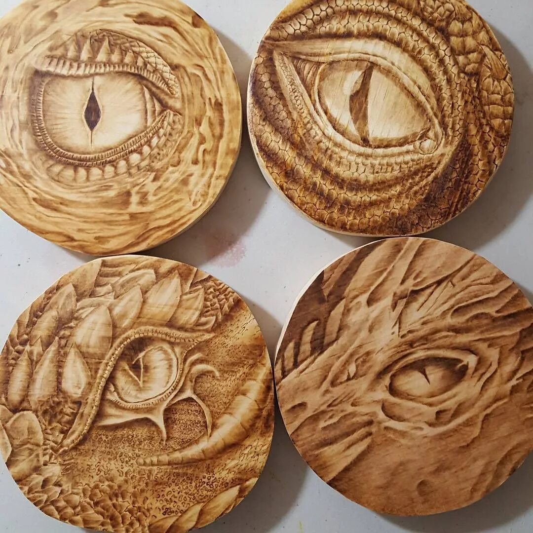 Владимир давыдов резьба по дереву. Vladimir davydov резьба по дереву. Пирография по дереву. Гравюры для резьбы по дереву. Резьба на спиле дерева.