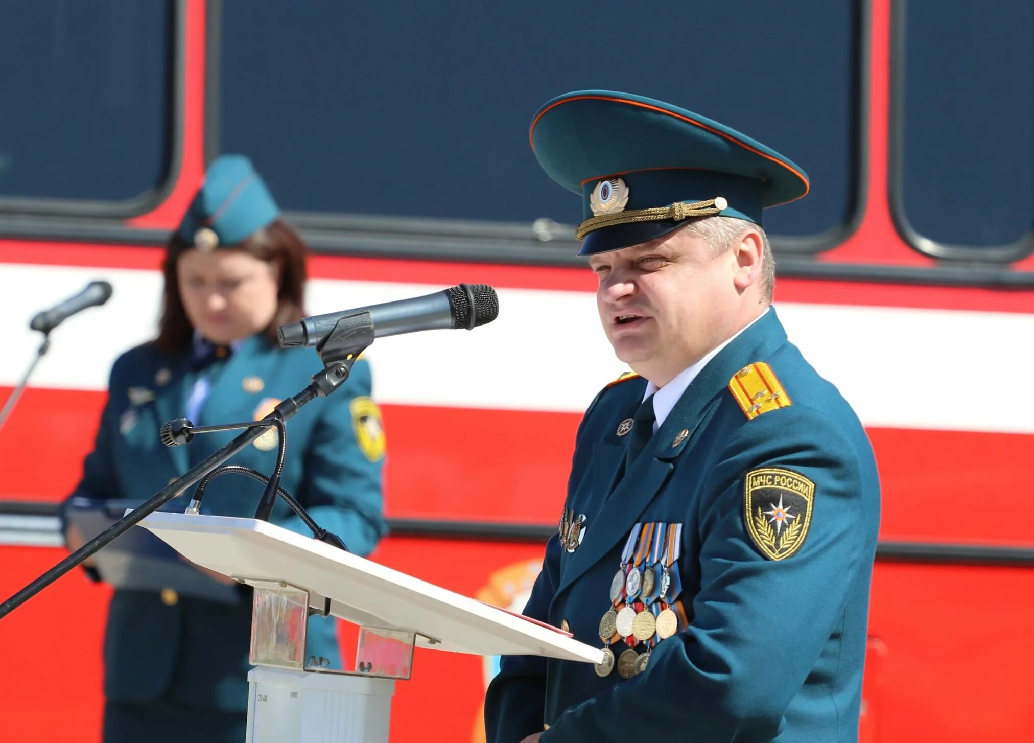 Главный мчс рф. Белозеров начальник ГУ МЧС России по Владимирской области. Белозеров Курск МЧС. Начальник ГУ МЧС Владимирской области.