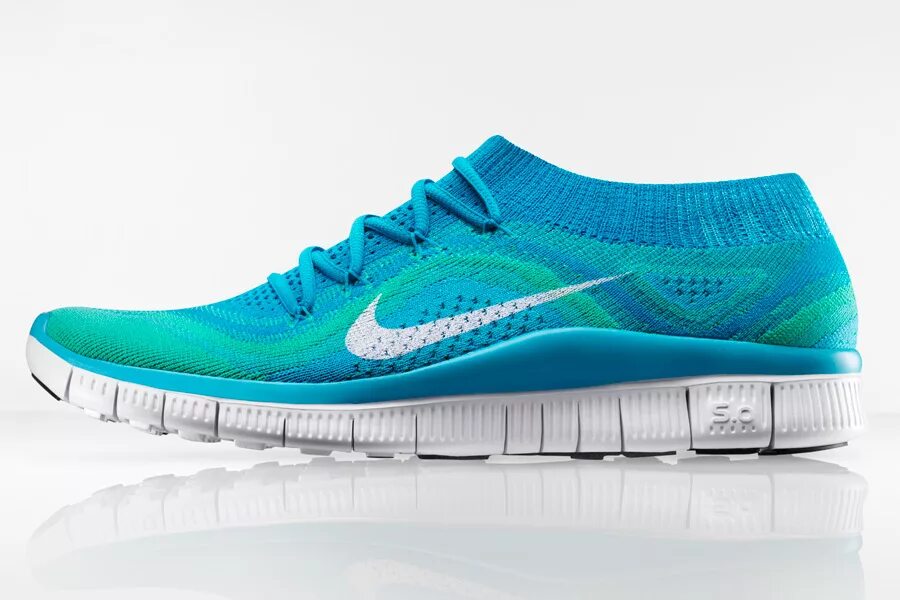 Nike Shoes Green 2022.