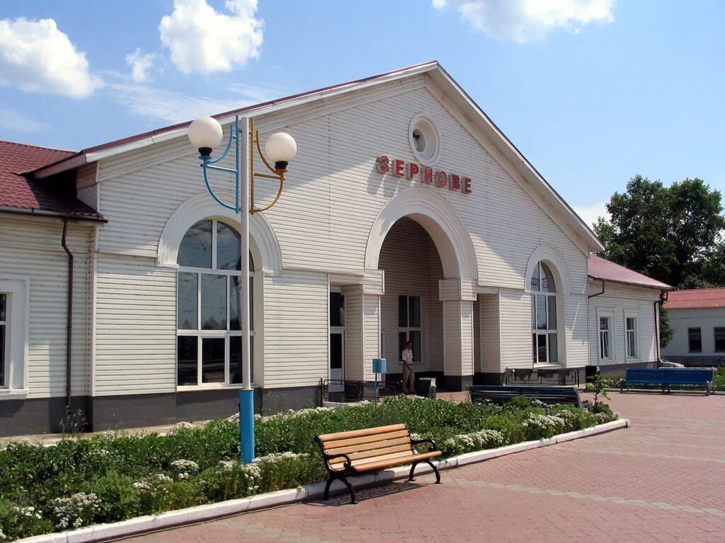 Середина буда сегодня. Станция Зерново. ЖД вокзал Зерново. Зерново Суземка. Хутор-Михайловский станция.
