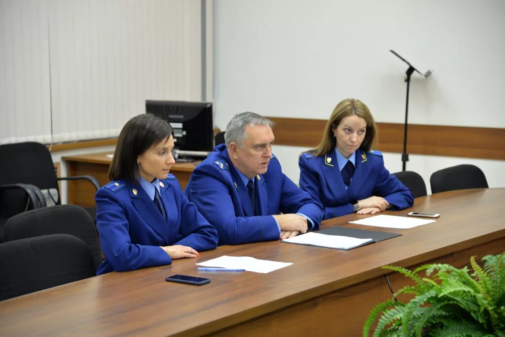 Проверка исполнения законов прокуратурой
