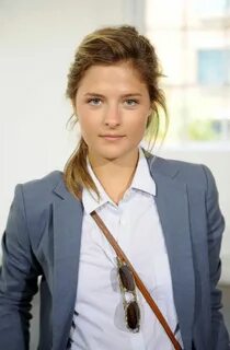 Louisa binder