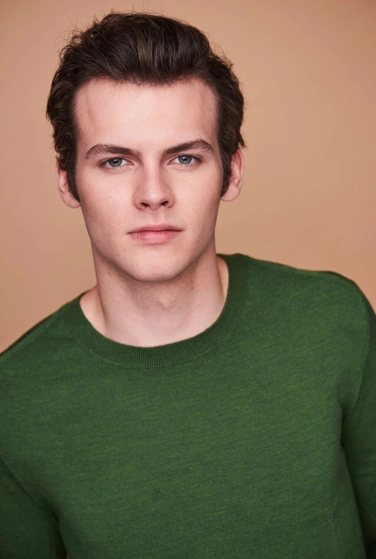 уоррен жакин. джей. джей  джей  коннелли. джей джей уоррен. джей джей найт актер.