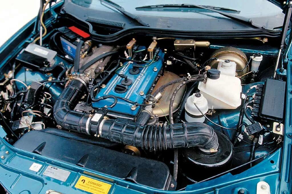 Двигатель на автомобиль волга. ГАЗ 3111 мотор. Двигатель Волга ГАЗ 3111. ГАЗ 3110 моторный отсек. 406 Мотор Волга.
