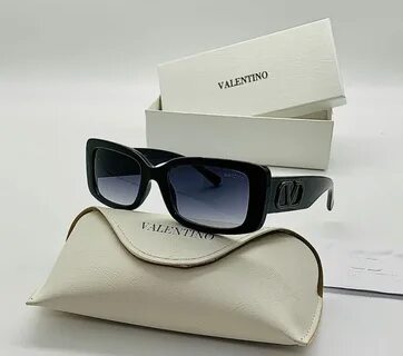 Солнцезащиные очки Модель в эффектном дизайне, выполненная из материалов вы...