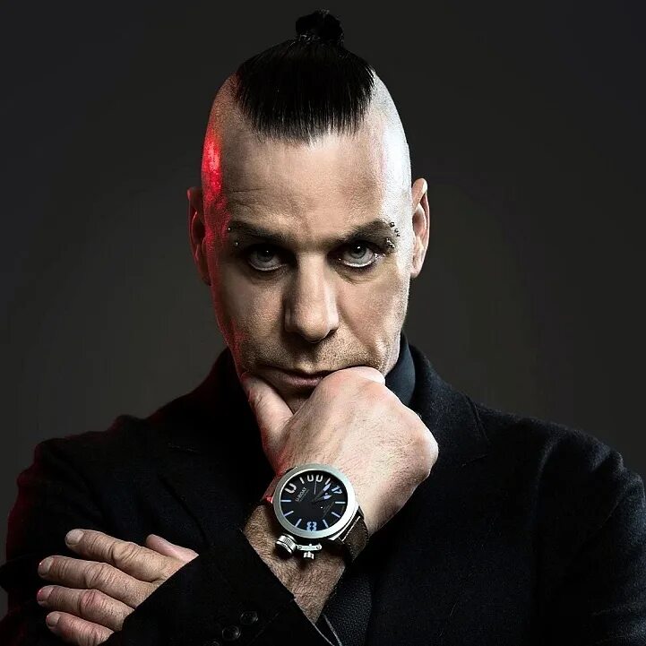 Линдеманн mathematik. Rammstein тилль линдеманн. солист рамштайн тилль линдеманн. солист группы rammstein. вокалист рамштайн.