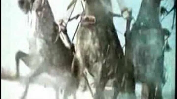 Лошади в снегу. Песня погонял лошадей по снегу. Понукает лошадей. Песня погонял лошадей по снегу. Песня погонял лошадей по снегу.