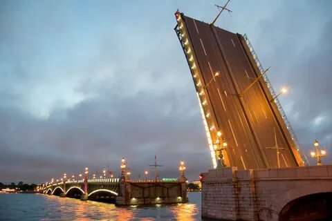 Какие мосты в петербурге разводные