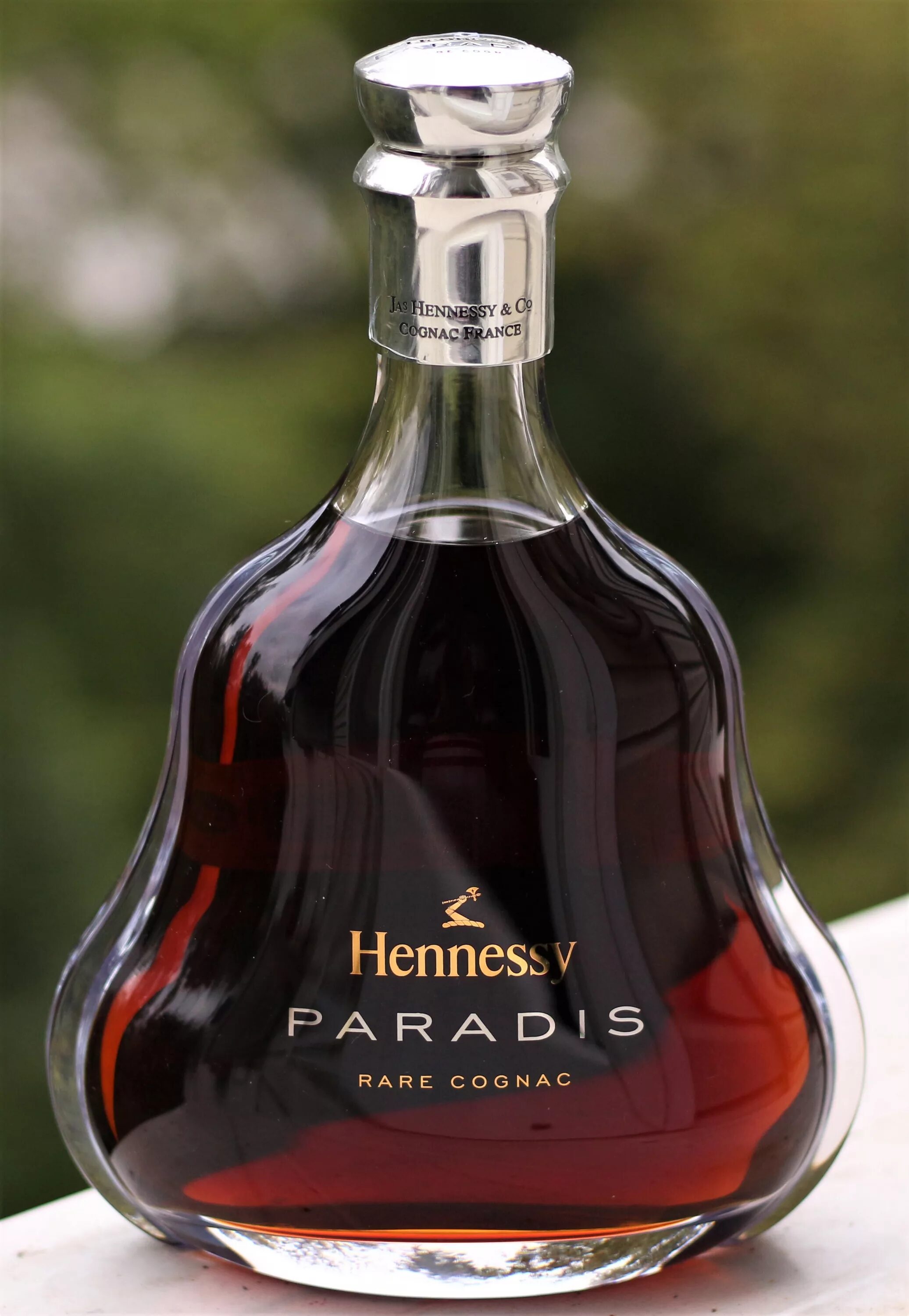 Французский коньяк Хеннесси. Французские коньяки Хеннесси Хо. Коньяк Hennessy paradis Extra 0.7 л. Коньяк Hennessy paradis 0.7 л в коробке. Хеннесси 0.7 оригинал