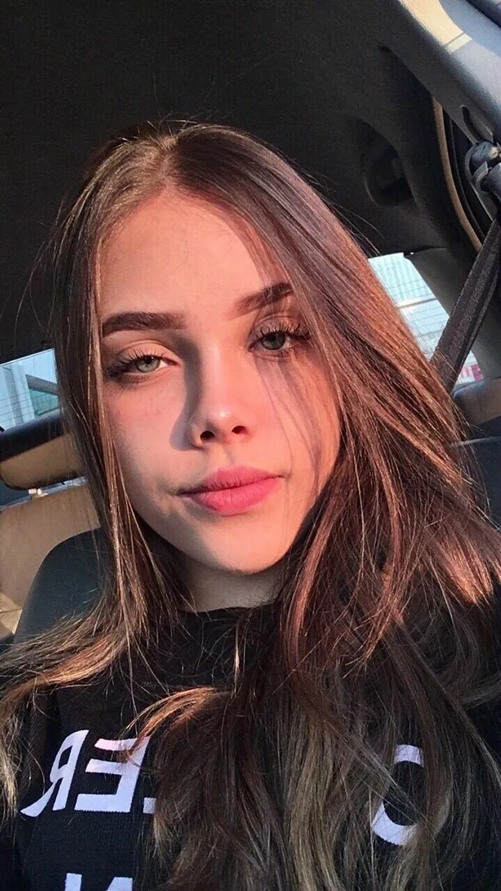 Девочка селфи. Девочка 14 лет селфи. Девушка 13 лет селфи. Соня добровольская елец. Селфи девочки 14.