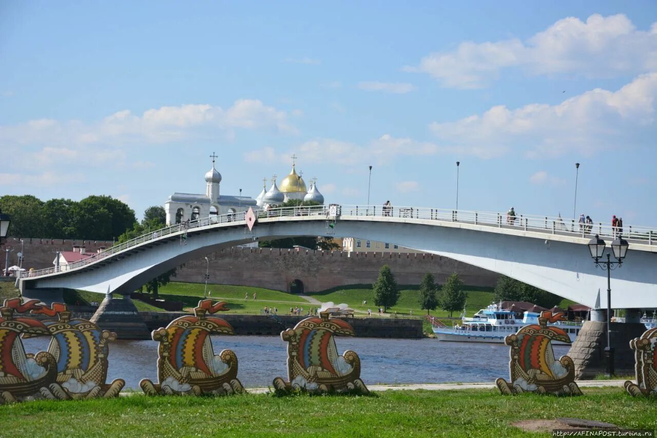 Ярославово Дворище Великий Новгород. Ярославово Дворище Великий Новгород фото. Торговая сторона Новгорода фото. Ярославово Дворище Великий Новгород раскраски.