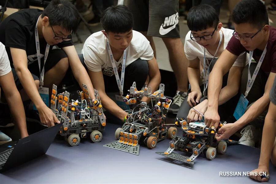 Домбайская конференция по робототехнике. Korea Science Academy of KAIST. Robot people. News of the World робот. Конференции робототехника