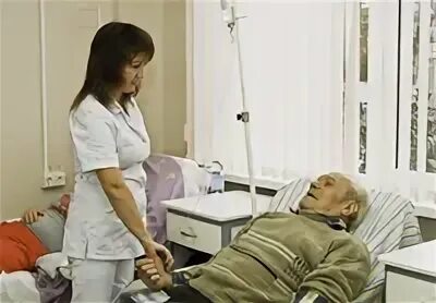 отделение химиотерапии. онкобольные люди в больницах. химиотерапия в условиях дневного стационара. дневной стационар химиотерапии. 20 больница дневной стационар.