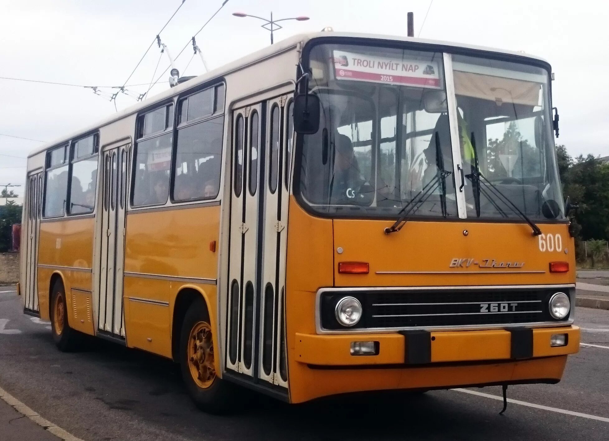 Автобус икарус 260. Икарус 260 т-1. ikarus 260 автобус. икарус 260т.