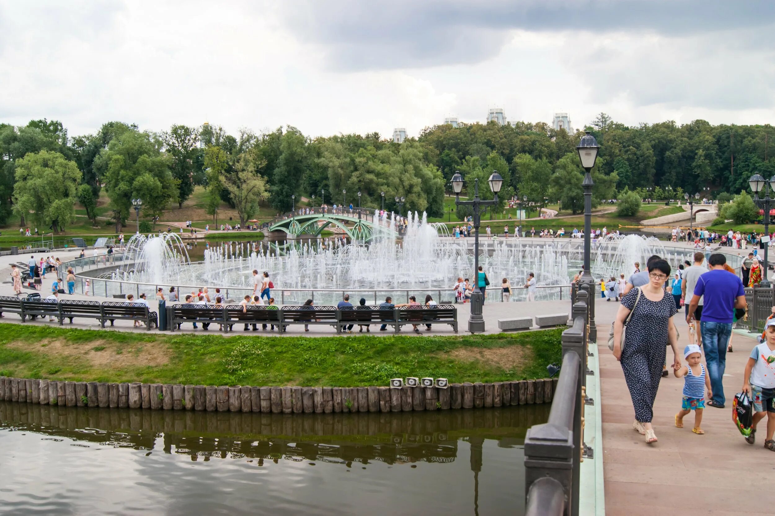 Парк Царицыно в Москве. Царицынский парк в Москве. Царицын парк в Москве. Царицыно парк экскурсия. Царицыно в москве сегодня