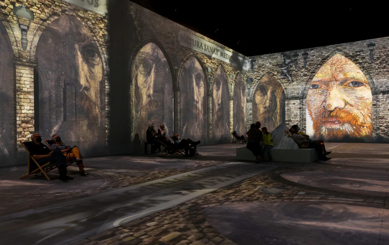 Иммерсивные композиции. Immersive experience. Immersive experience. Иммерсивный театр. Светодиодный туннель фотозона.