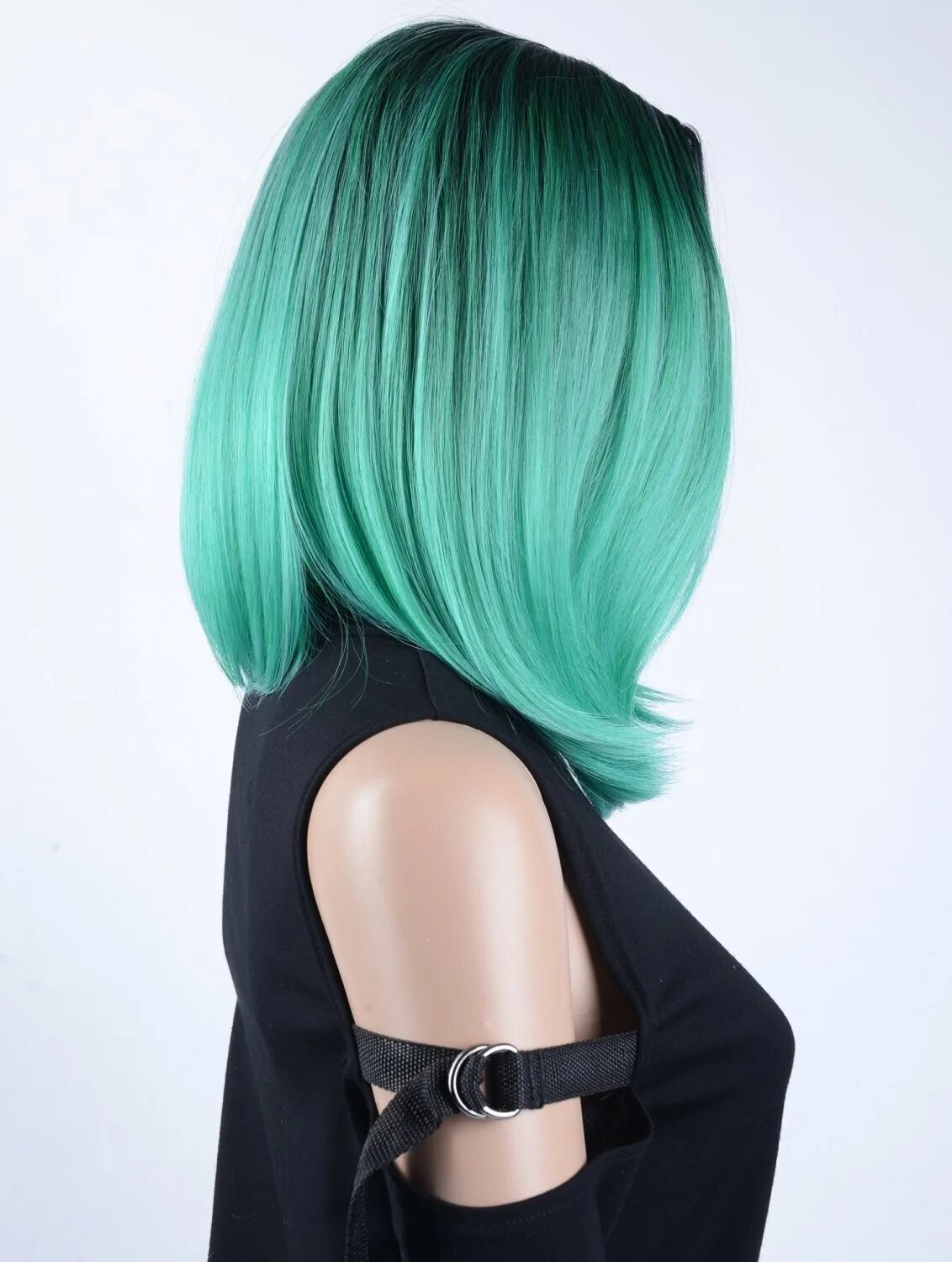 Kailee morgue с зелеными волосами. Бирюзовые волосы. Зелёные волосы каре. Девушка с бирюзовыми волосами. Зеленые волосы.