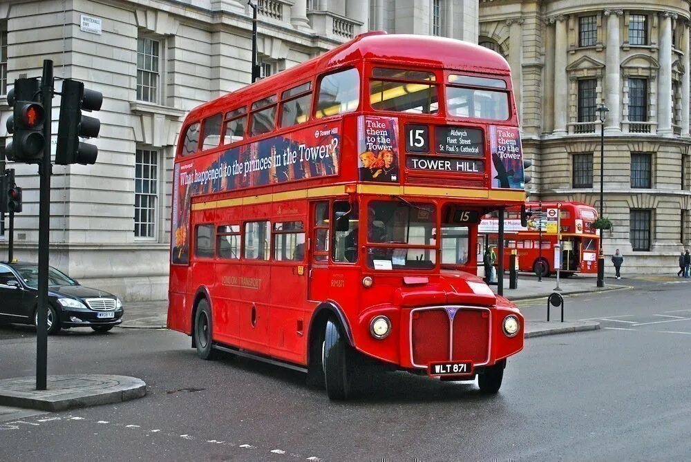 Транспорт в лондоне. Дабл Деккер автобус Лондон. Дабл Декер Британии. Ред Дабл Деккер бас. Даблдекер в Лондоне.