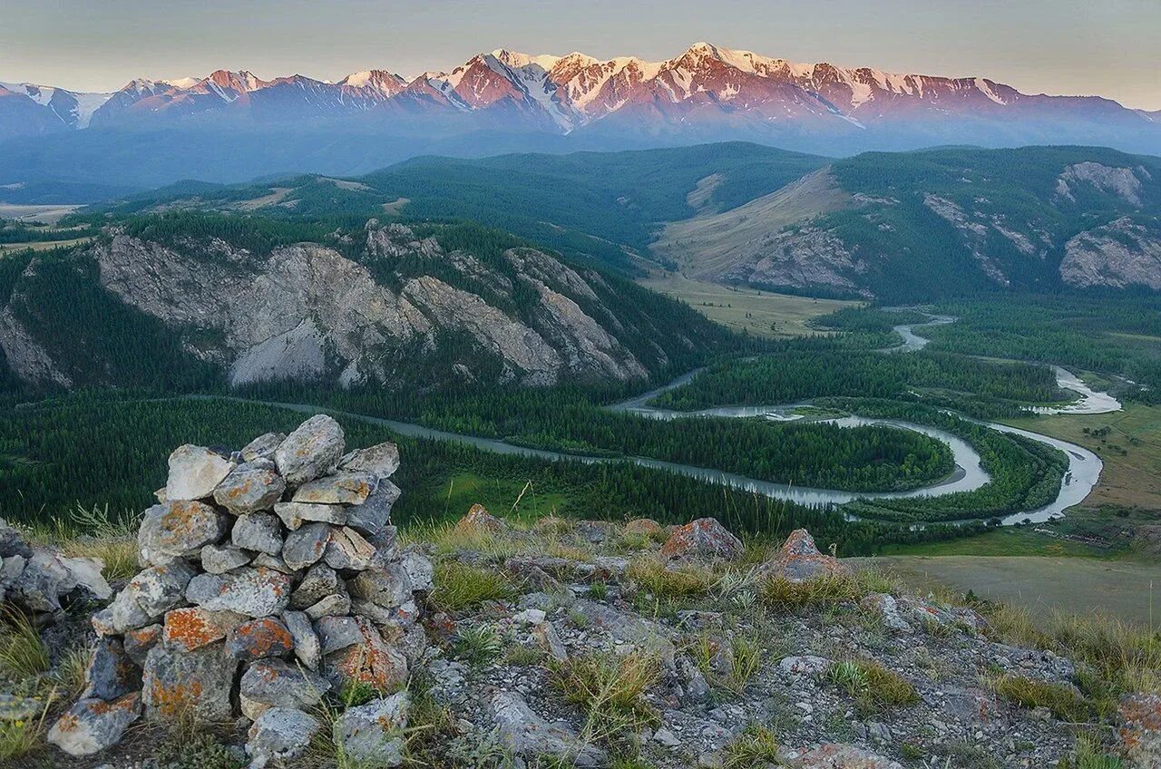 Алтайск ключ. Гора притор горный Алтай. Хребет Крыктытау. Алтайский хребет Горно Алтайск. Алтайский край, горный Алтай, Алтайская Республика.