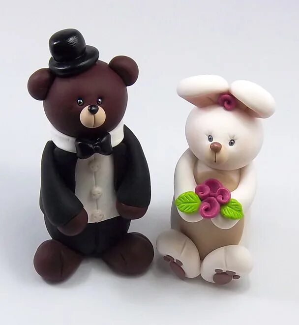 статуэтка на свадебный торт. мастичные фигурки. торты воронеж. торт с фигурками детей. фигурка фарфоровая свадебная пара.