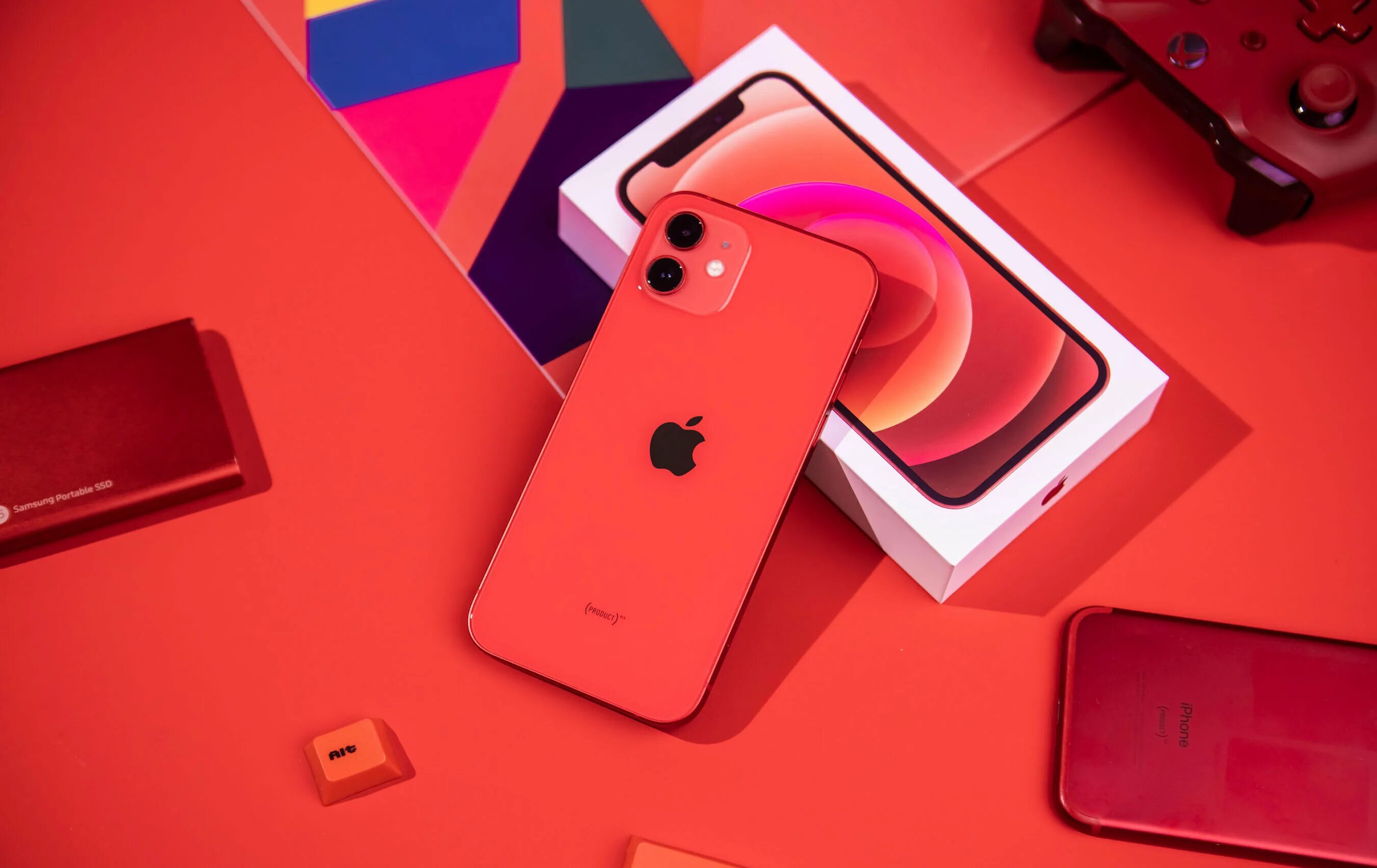 Iphone 12 красный. Iphone xr red iphone 11 red. Apple iphone 12 128gb (product)red. Iphone 12 красный. Iphone 12 красный.