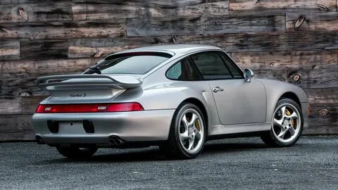911 993
