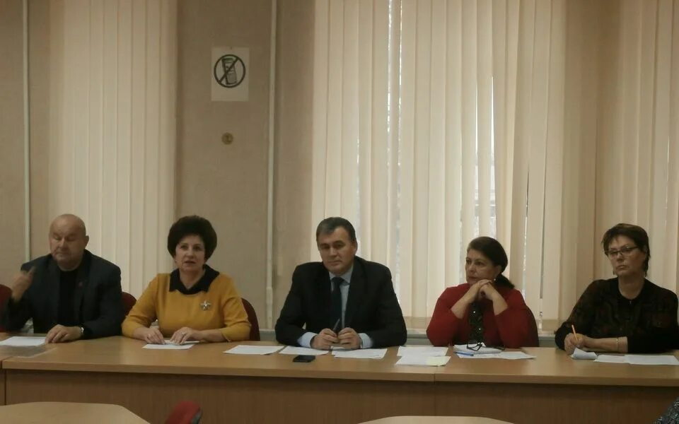 Социальный фонд георгиевск. Прием граждан. Начальник пенсионного фонда георгиевск. Фсс отделение. Социальный фонд георгиевск.
