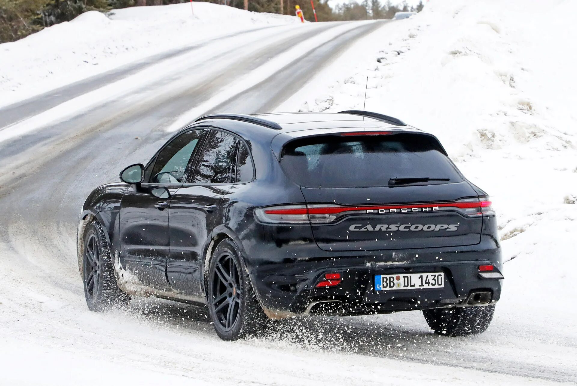 Порше Макан 2021. Порше Макан 2022. Porsche Macan 2022. Porsche Macan 2021. Порше макан цена 2023