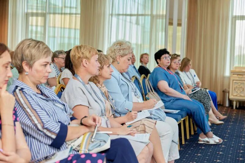 Социальная защита значок. Учреждения социальной работы. Социальное обслуживание рб. Тцсон витебска. Социальное обслуживание рб.