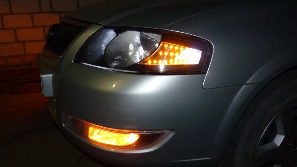 Свет на ниссан альмера классик. Nissan almera classic поворотники. задние габариты nissan almera classic. лампы в передние фары ниссан альмера классик в10. лампочки на передние фары ниссан альмера классик 2007г.