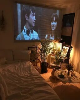 Комната просмотра с друзьями