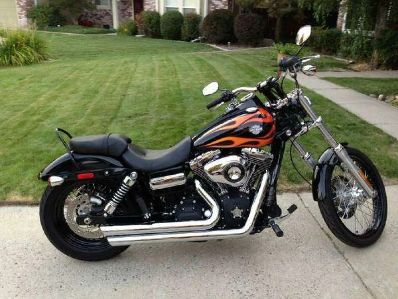 Dyna wide glide 2010. Harley dyna wide glide. Мотоцикл harley-davidson wide glide. Harley davidson dyna wide. Harley davidson dyna wide.