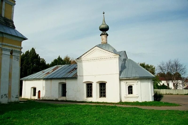 Церковь знамения на мжаре (знаменская церковь) в суздале. Знаменская церковь суздаль. Знаменская церковь суздаль. Троицко-знаменская церковь. Ризположенская церковь.