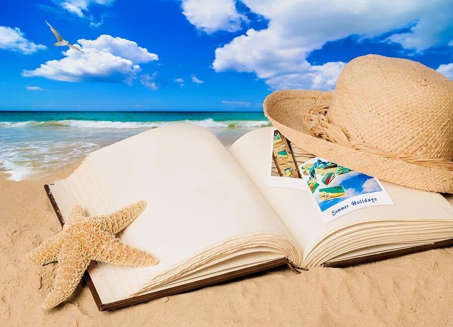 Give away books. Отпуск у моря. Чтение на пляже. Лето с книгой. Летние путешествия с книгами.