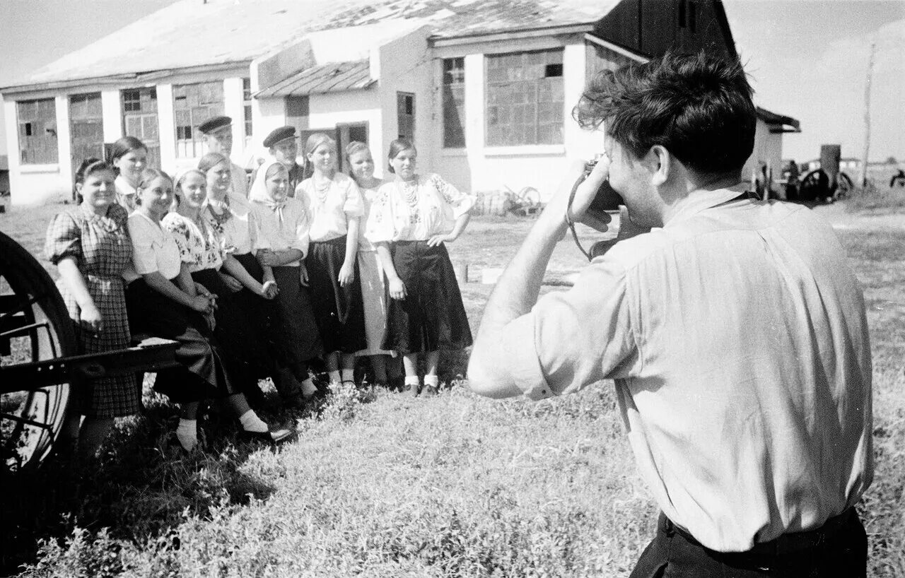 Фотографии советского села. Фотографии советского села. Фотографии советского села. Старые фотографии. Деревни в 90-е годы.