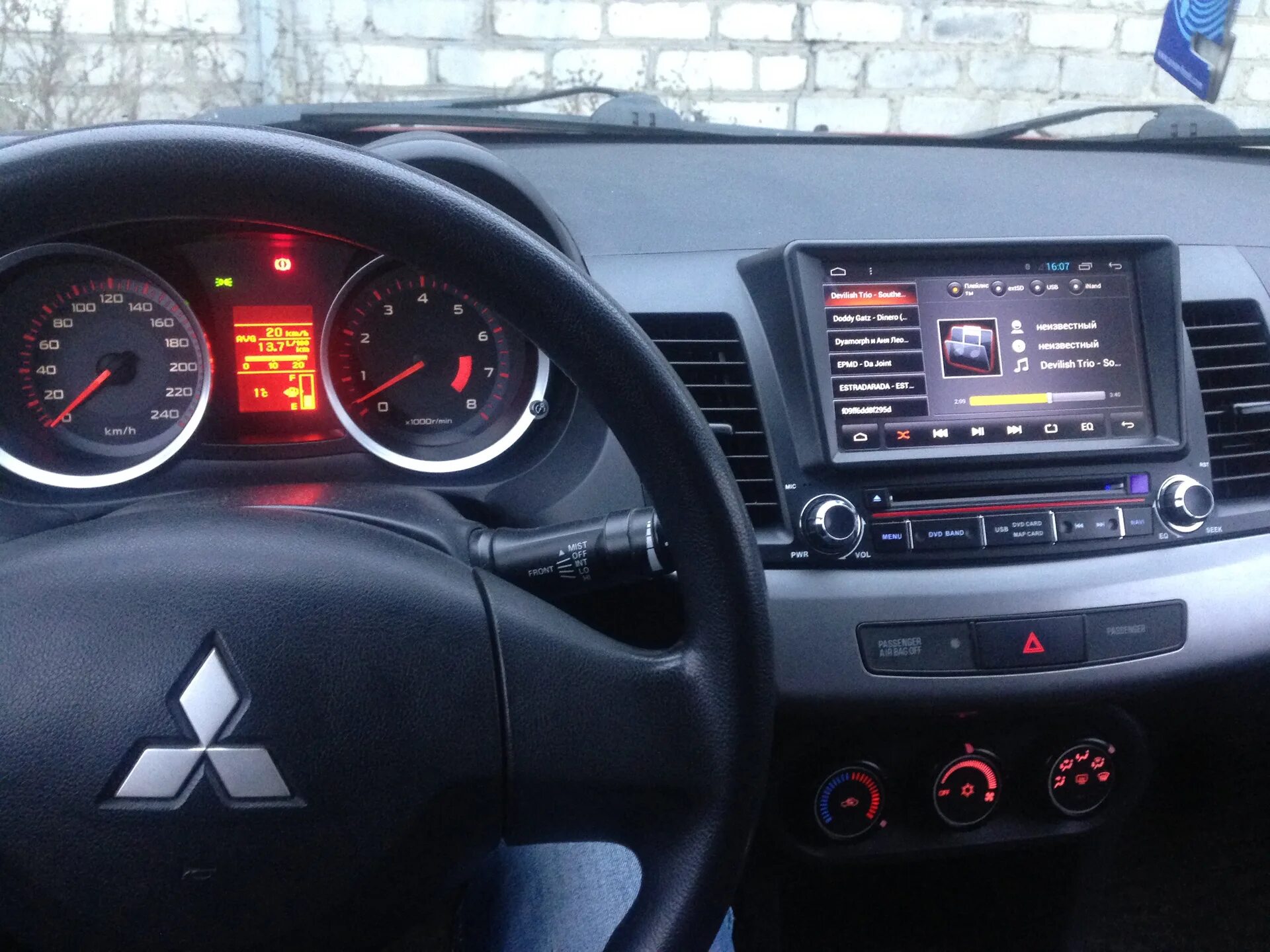 Замена подложки приборной панели и установка очёчника. - Mitsubishi Lancer X, 1,
