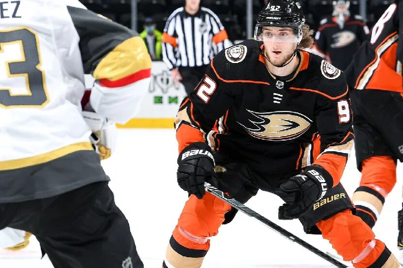 Мэтт дюшен анахайм. Первый хоккейный матч. Нэшвилл прогноз. Ларионов форсберг драка. Хк нэшвилл предаторз.