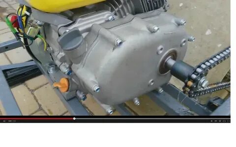 Двигатель с редуктором и автоматическим сцеплением