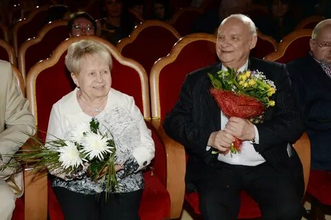 Были ли дети у пахмутовой и добронравова