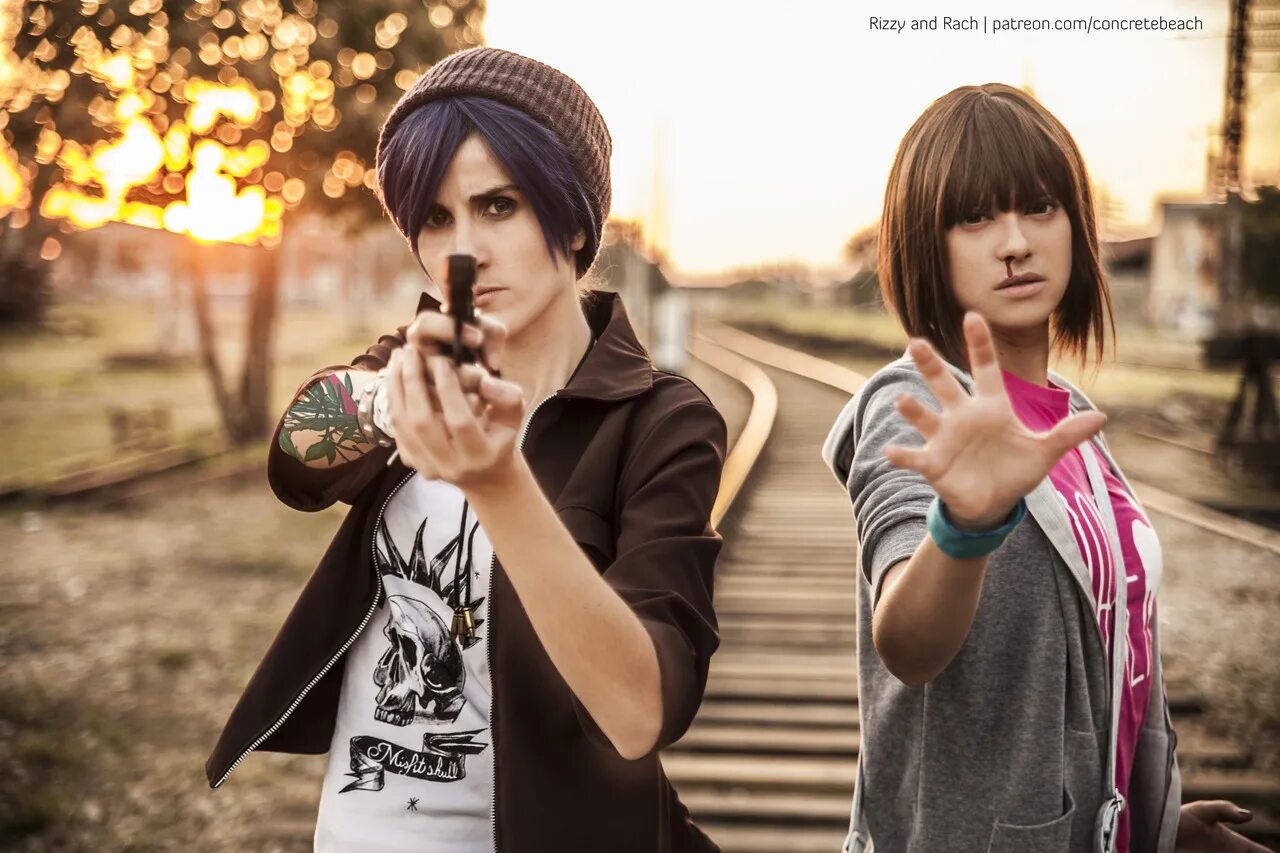 We life here. Life is Strange Макс Колфилд косплей. Life is Strange Chloe Cosplay.