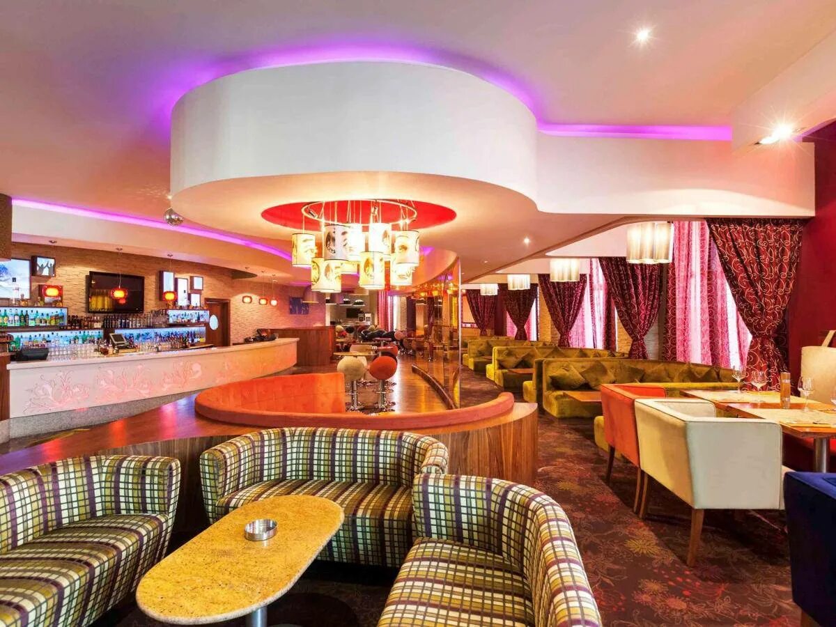 Ibis world trade. Ibis world trade. Novotel world trade center 4 дубай. Ibis world trade. Ibis world trade.